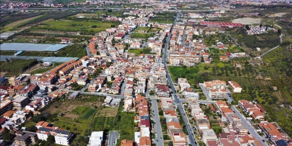 He tries the blow in a shop in Torregrotta: thief putting on the run from an 81 -year -old merchant