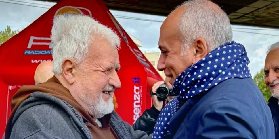 Mayor Franz Caruso proclaims the mourning of the city for the disappearance of Father Fedele: "It's a sad day"