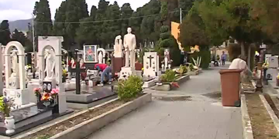Messina, all cemeteries will remain open in mid -August