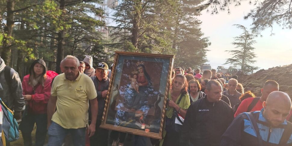 Messina, on the way to Mary: faith and devotion to Dinnammare