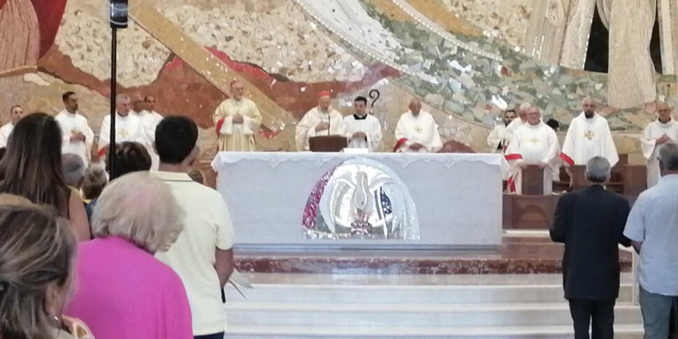 Miletus, faith becomes "love" in paravases on the day of the birth of Natuzza