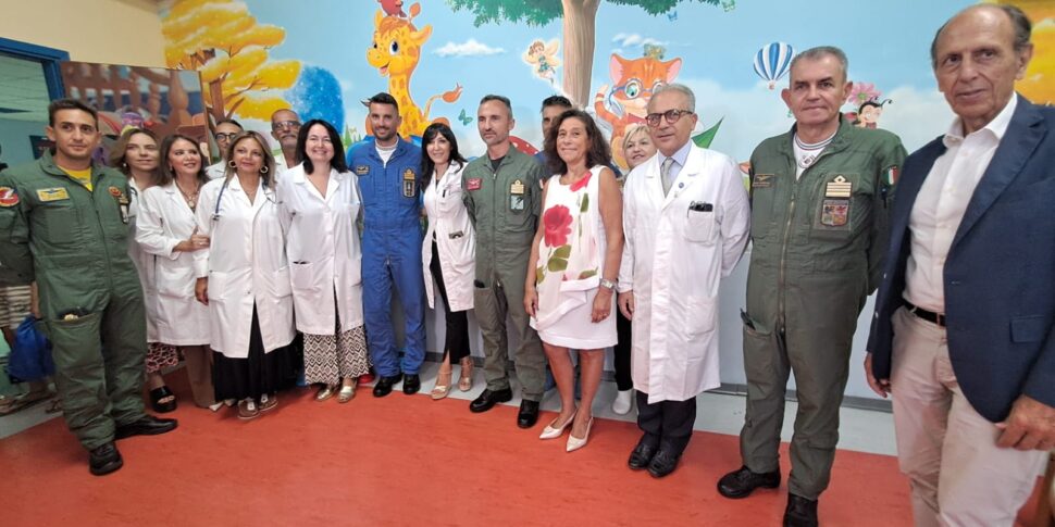 Polyclinic of Messina, today the pilots of the Frecce Tricolori visiting the pediatric wards