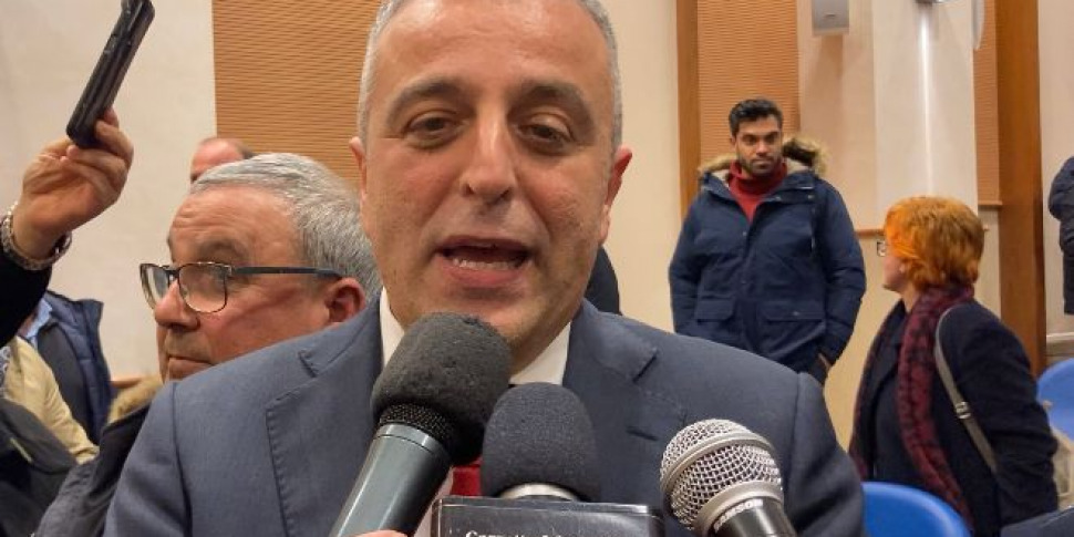 Province of Vibo, Andolina does not give in: "I do not accept diktat and forcing"