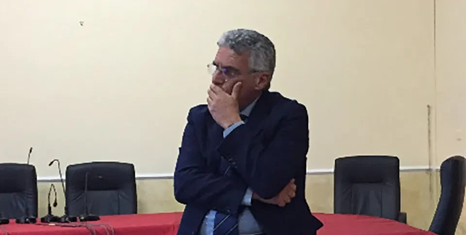 School on the A1, except for the miracle of the commissioner of Acquaro Umberto Campini: hunt for the street of the road