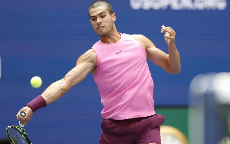 Tennis, US Open: Out Jasmine Paolini, Ko in 2 sets with Vondrousova. Alcaraz dominates Darderi, also in the round of 16 Djokovic and Fritz. Sinner and the derby between Cobolli and Musetti is tonight tonight