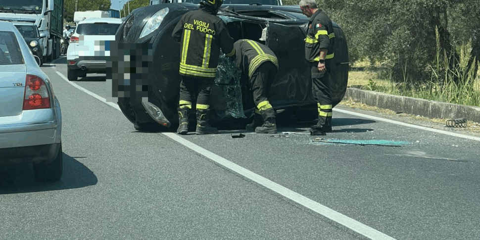 Tremendous clash on highway 106 in Rossano, four wounded in Zolfara