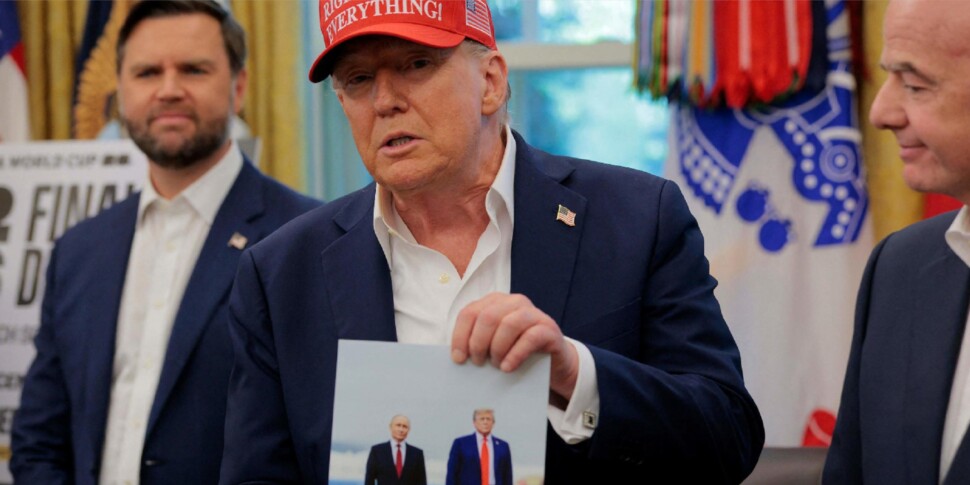 Trump speaks with Putin and attacks Zelensky: "A seller. Never again a penny in Kiev". On the weekend Ukraine-USA interviews