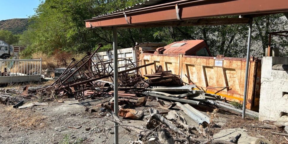 Wastewater in the Savuto, on the ground hazardous waste: an area of ​​40 thousand square meters to a company in Nocera Terinese seized