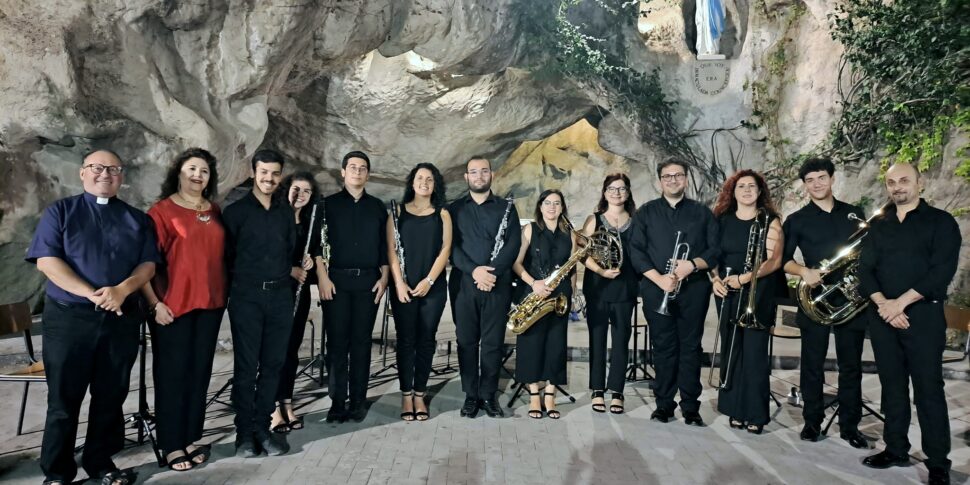 Seeds of peace and hope: with the music of the Decibel Ensemble, the time of creation opens in Messina