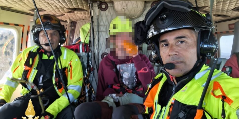 Polish hiker dispersed on the Pollino saved by the firefighters