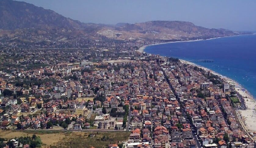 Born in decline and brains on the run, from Locri the appeal to the candidates president