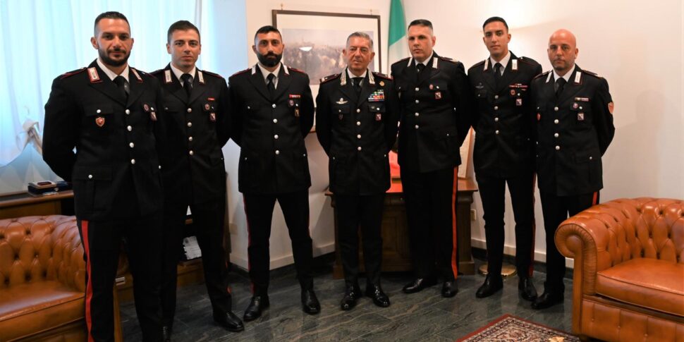 Carabinieri save two people from attempts to suicide in Lamezia and Catanzaro, the Sciuto general praises the military