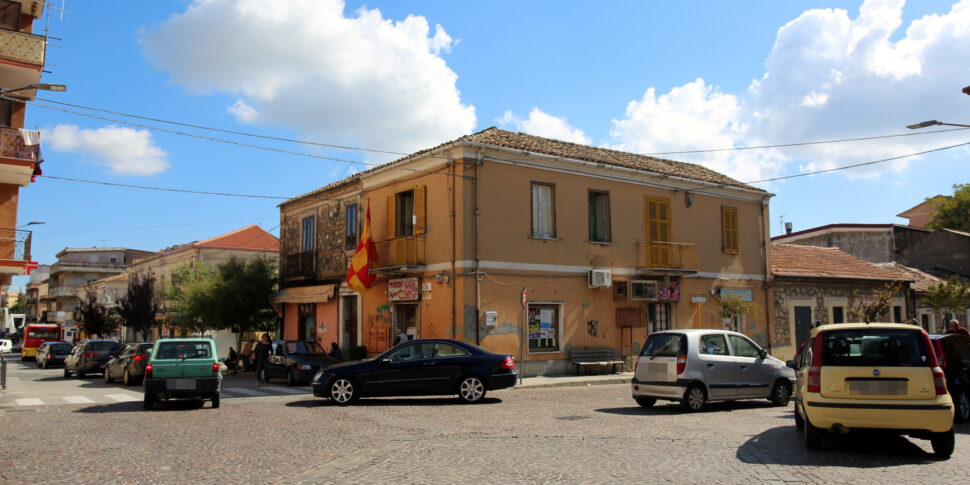 Catanzaro, identified (and forgiven) the vandal that damaged the parish priest's car