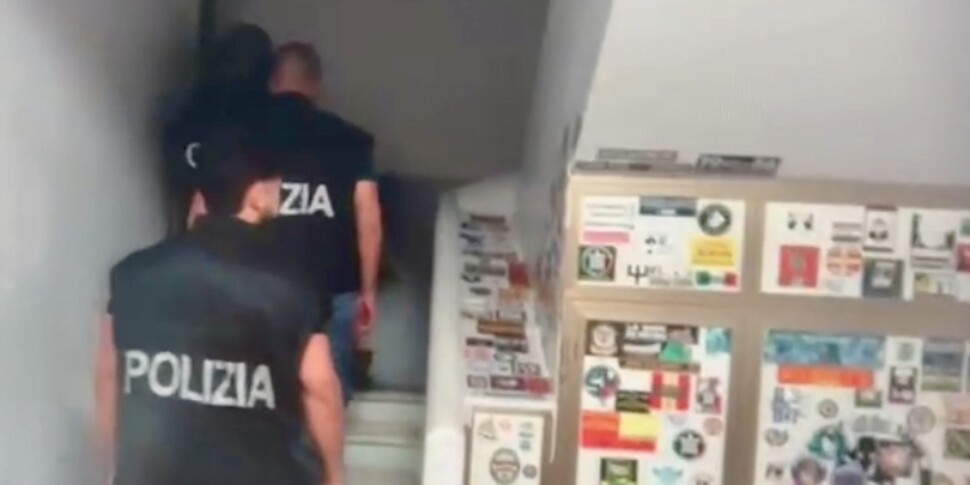 Catanzaro, the militants of Forza Nuova Monday will be heard by the judge in court