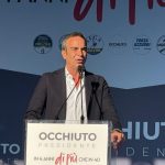 Compact center -right in Lamezia: Meloni, Salvini and Tajani on stage. Occhiuto: "Today we speak well of Calabria"