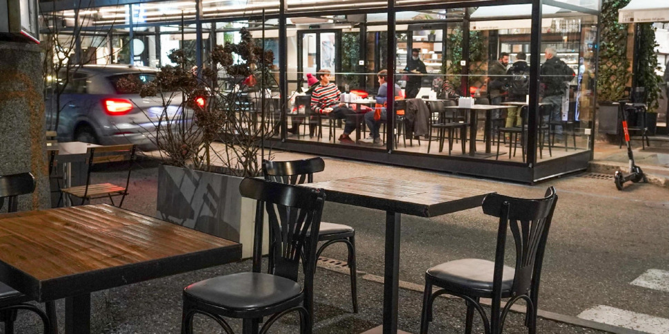 Free dehors until mid -2027, one more year for the reorganization. But the rules make people discuss