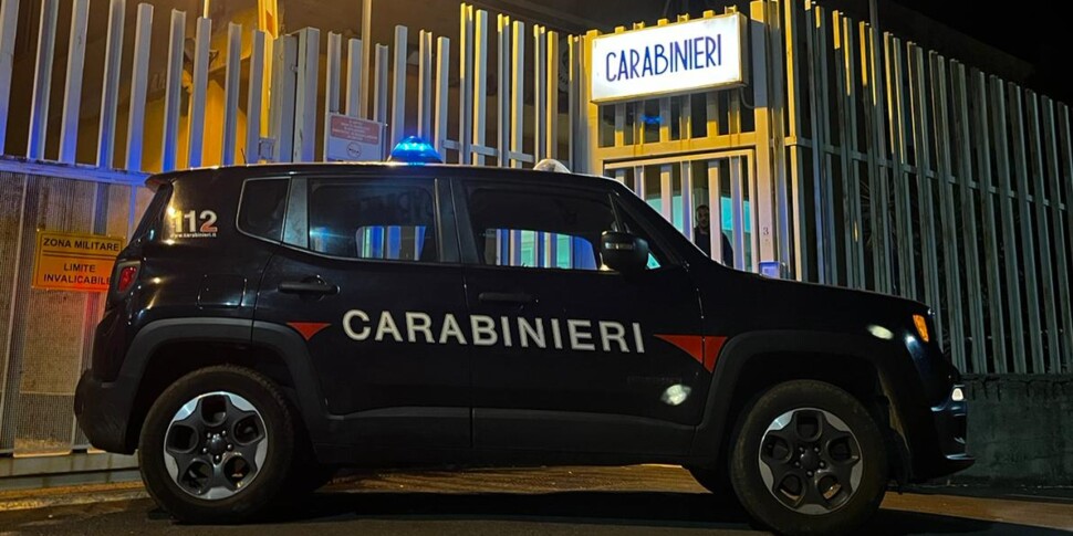 He pretends to be a carabiniere and scams an elderly of Girifaalco: Ukrainian arrested in Salerno, recovered the stolen goods