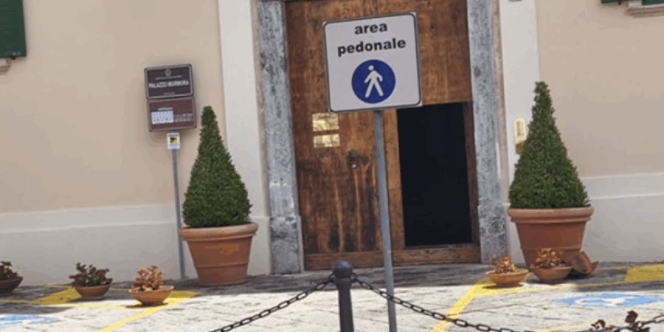 Largo Murmura in Vibo, returns to make the "mystery" of the suppressed parking lots discuss