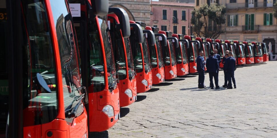Messina, the suppressed runs of ATM buses. The unions in the attack: "Fault of the holidays? Are we thrilled"