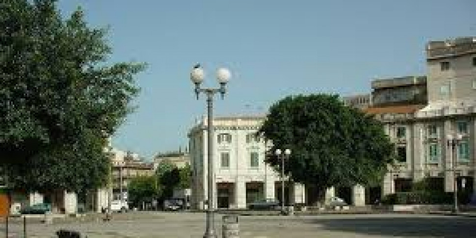 Piazza Lo Sardo in Messina, over fifty interventions of the municipal police in the last three months