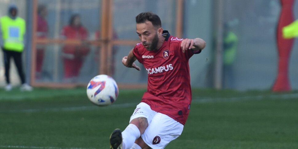 Reggina is now afraid, the summit is already at 6 points and everyone is under discussion