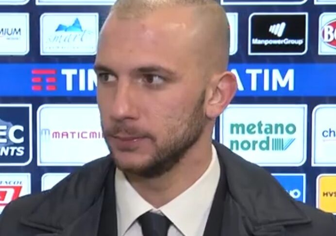 Simone Calvano is a new Crotone player