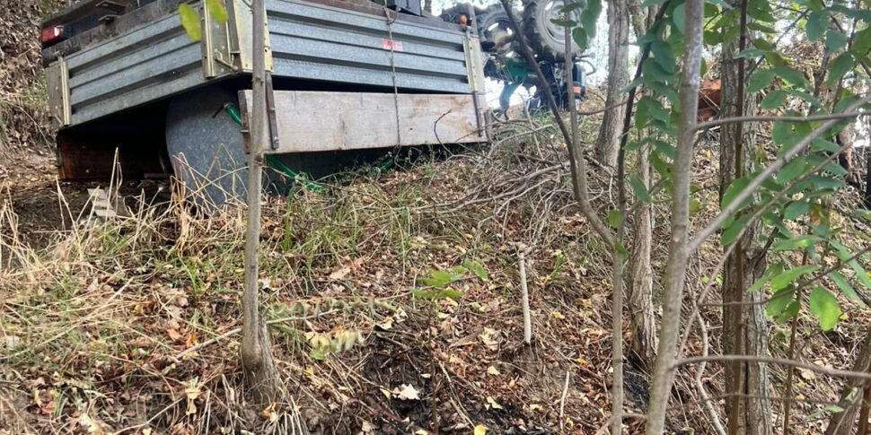 St. John of Miletus, motorborator overturns: one wounded