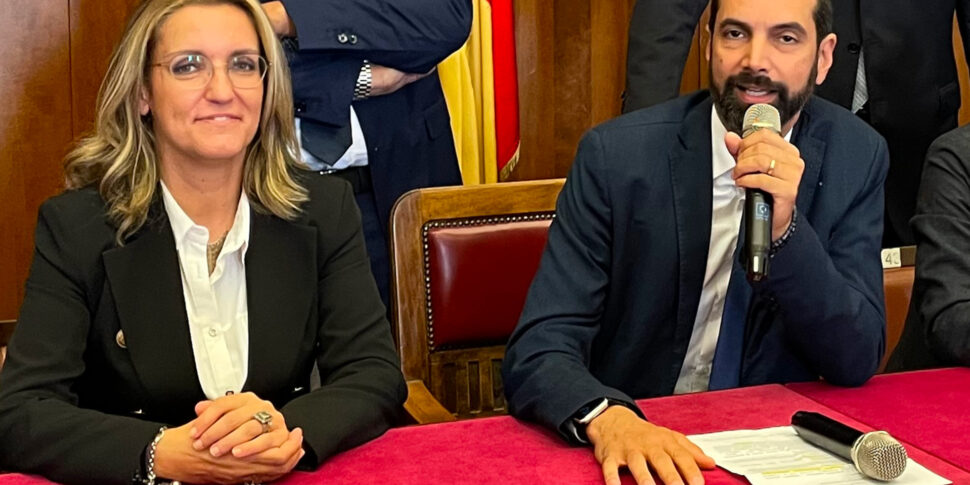 Still sparks Basile-Musolino. The mayor: "Amateur in the bare". The senator: "There are points that must be clarified"