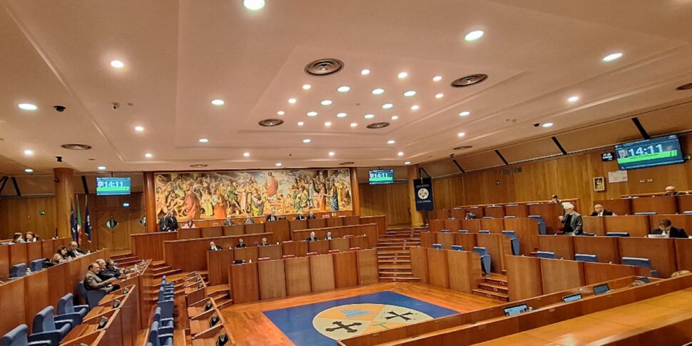 Swivel doors and descents on the pitch, candidates for the final "barrels"