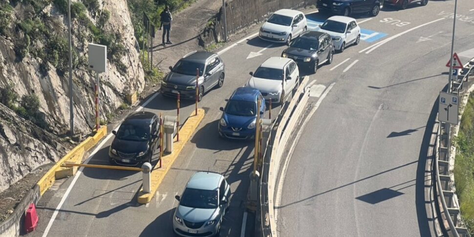 Taormina, 5 parking lots of ten million. Assigned the assignment