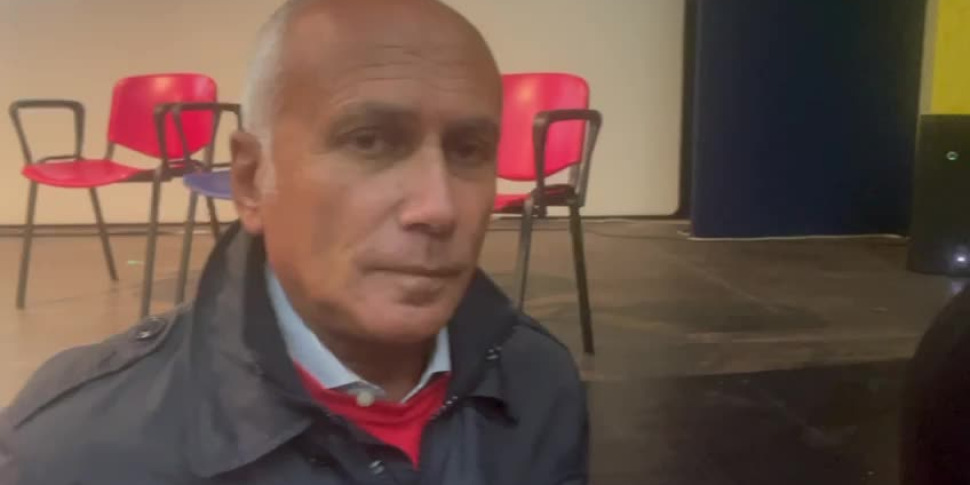 The future of Cosenza Calcio, the meeting between Guarascio and the possible buyers. Caruso: "If you don't want to continue, leave". Citrigno: "I expect clarity" video
