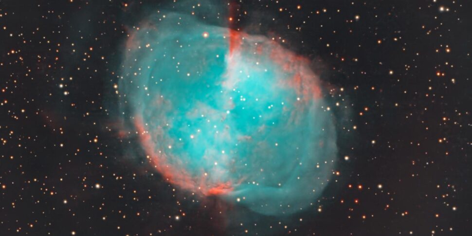 The nebulae handlebar, that light that excites: the image taken from the telescope of Forte Petrazza in Messina