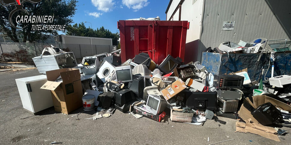 Villapiana, seized waste in the municipal collection center: the complaint starts