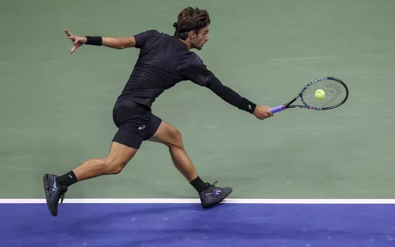 ATP 1000 Shanghai, Musetti ahead: Comesana beaten in two sets (6-4, 6-0)