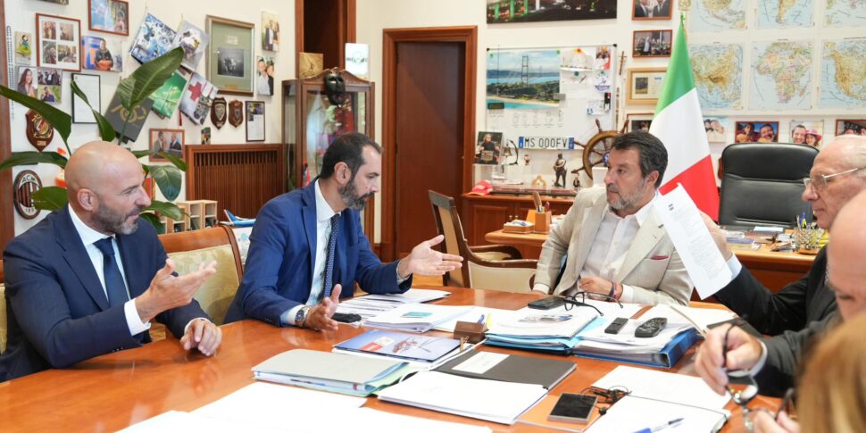 Railway works related to the bridge over the Strait of Messina, the mayor Basile now raises the tones