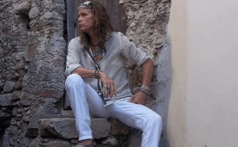 Fraud in Calabria on the museum of Steven Tyler, the leader of Aerosmith: the lawyer speaks