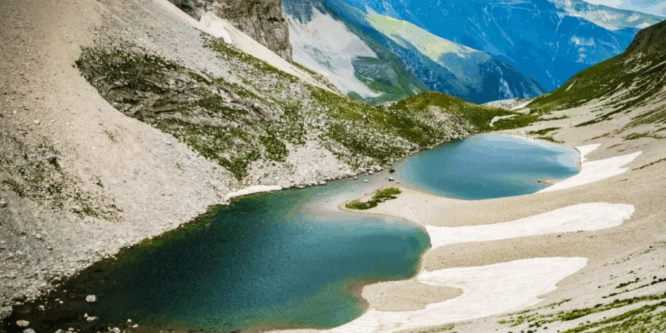 A Sicilian investigator among crimes and legends in the debut novel by Virginia Spanò from Messina