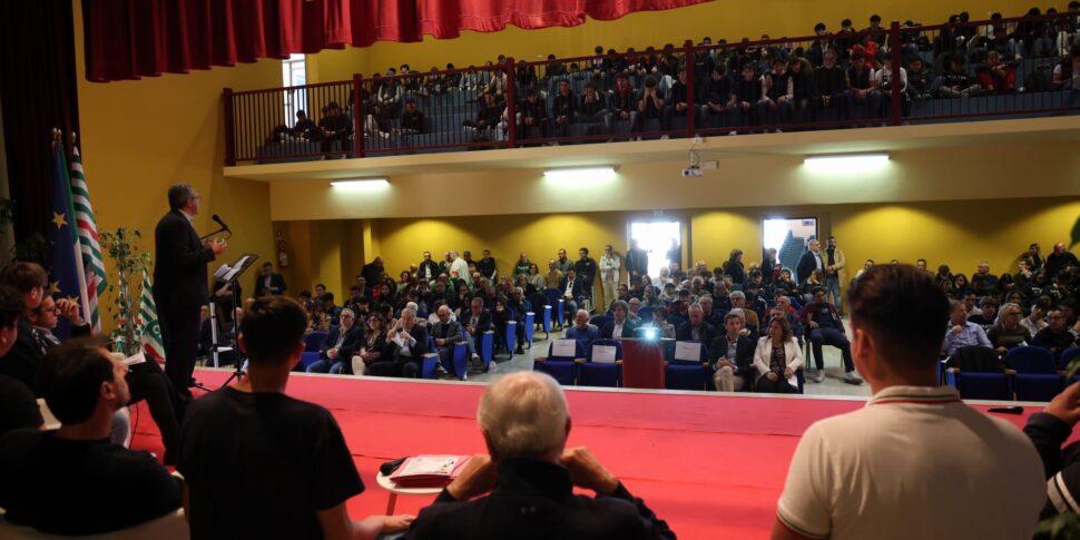 Marathon for Peace, Calabrian stage in Pizzo with students and CISL delegates