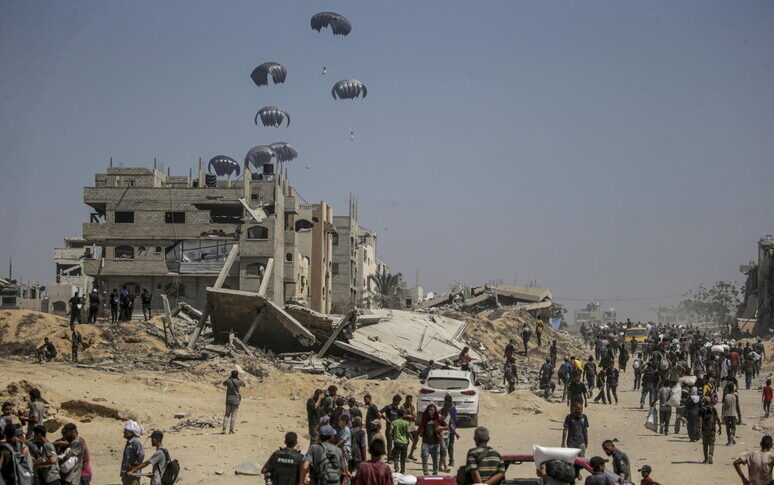 Middle East, one month truce: tug of war over aid to Gaza