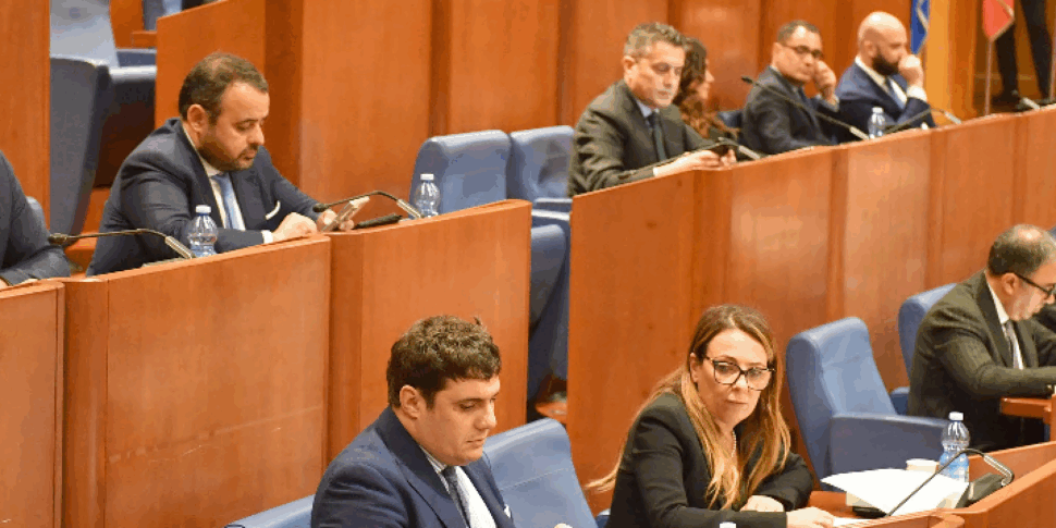 Occhiuto bis, the Statute "rewritten" at night. And in two months the second round