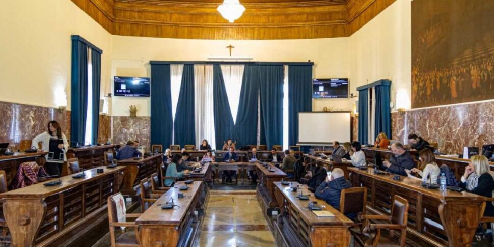 The controversial Zanklon operation. The Municipality of Messina is taking its time: a stampede in the Council, everything postponed until tomorrow
