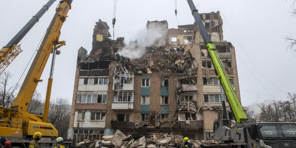 US-Russia secret plan for peace in Ukraine: territories in Moscow and Kiev's army halved