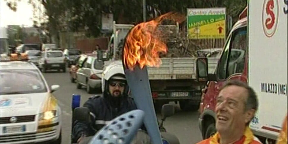 The Milan Cortina 2026 Olympic Flame lights up the South: Christmas in