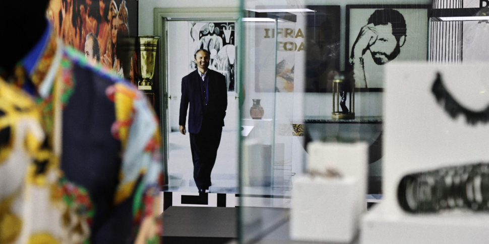 The tribute to Gianni Versace in his "motherland"