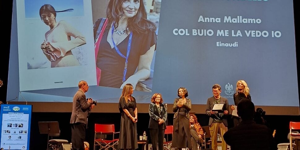 Gazzetta del Sud journalist Anna Mallamo wins the "SuperMondello" award