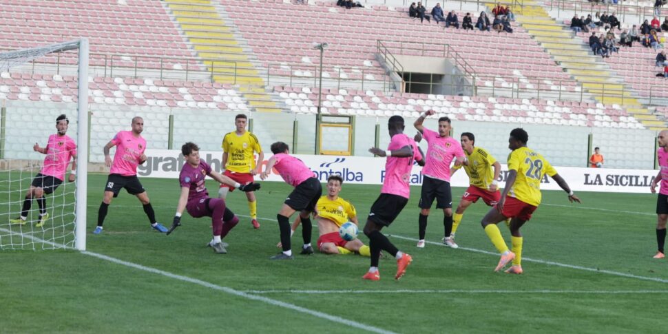 Messina takes the derby, Saverino defeats former league leaders Igea