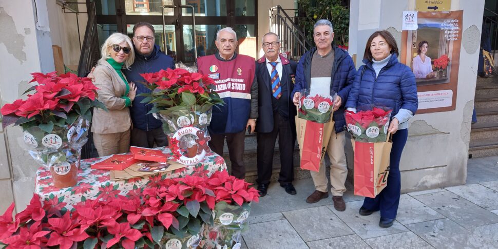 Reggio Calabria, State Police alongside the Ail for the "Christmas Star 2025" demonstration
