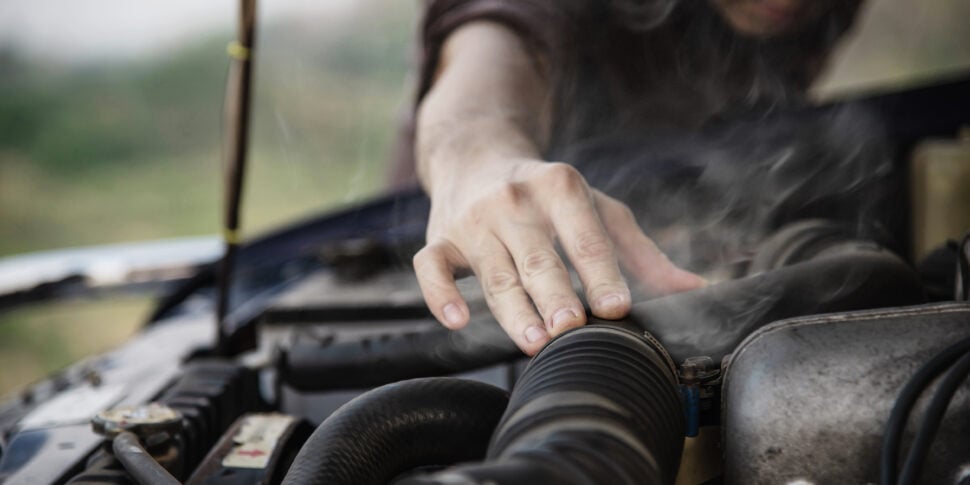 The EU is reviewing the ban on combustion engines from 2035, yes to hybrids and biofuels