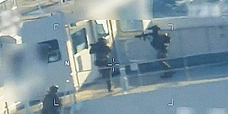 The video of the US assault on the oil tanker has been released: here are the images of the operation off the coast of Venezuela