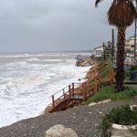 Storm surges and coastal erosion: the Kennedy seafront in Crucoli was closed for three days